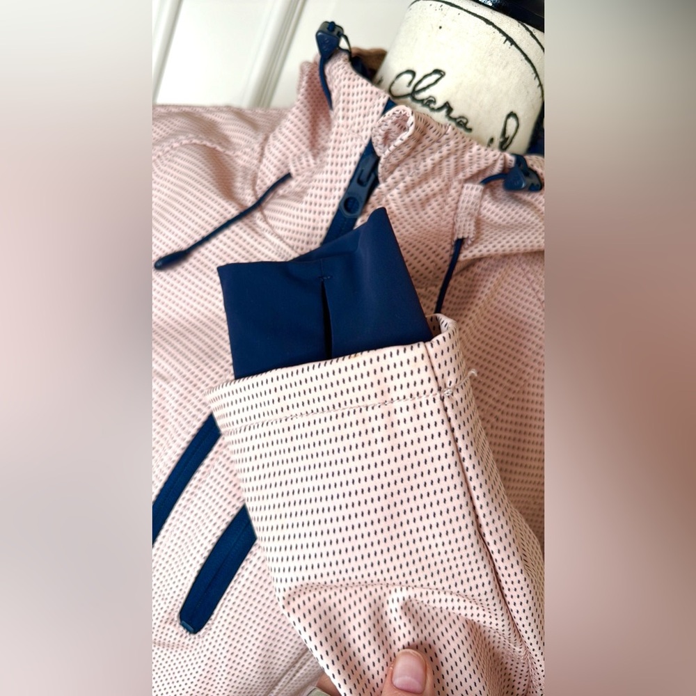 πΈ Nautica Softshell Rain Jacket β Pink w/ Black Polka Dots | Size S | Spring - Picture 5 of 12